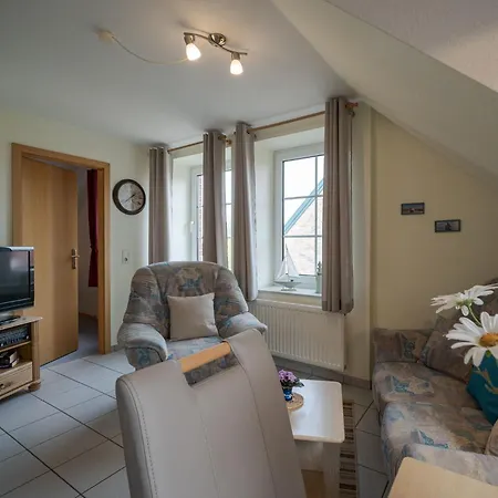 Apartment Anny 3 Prerow